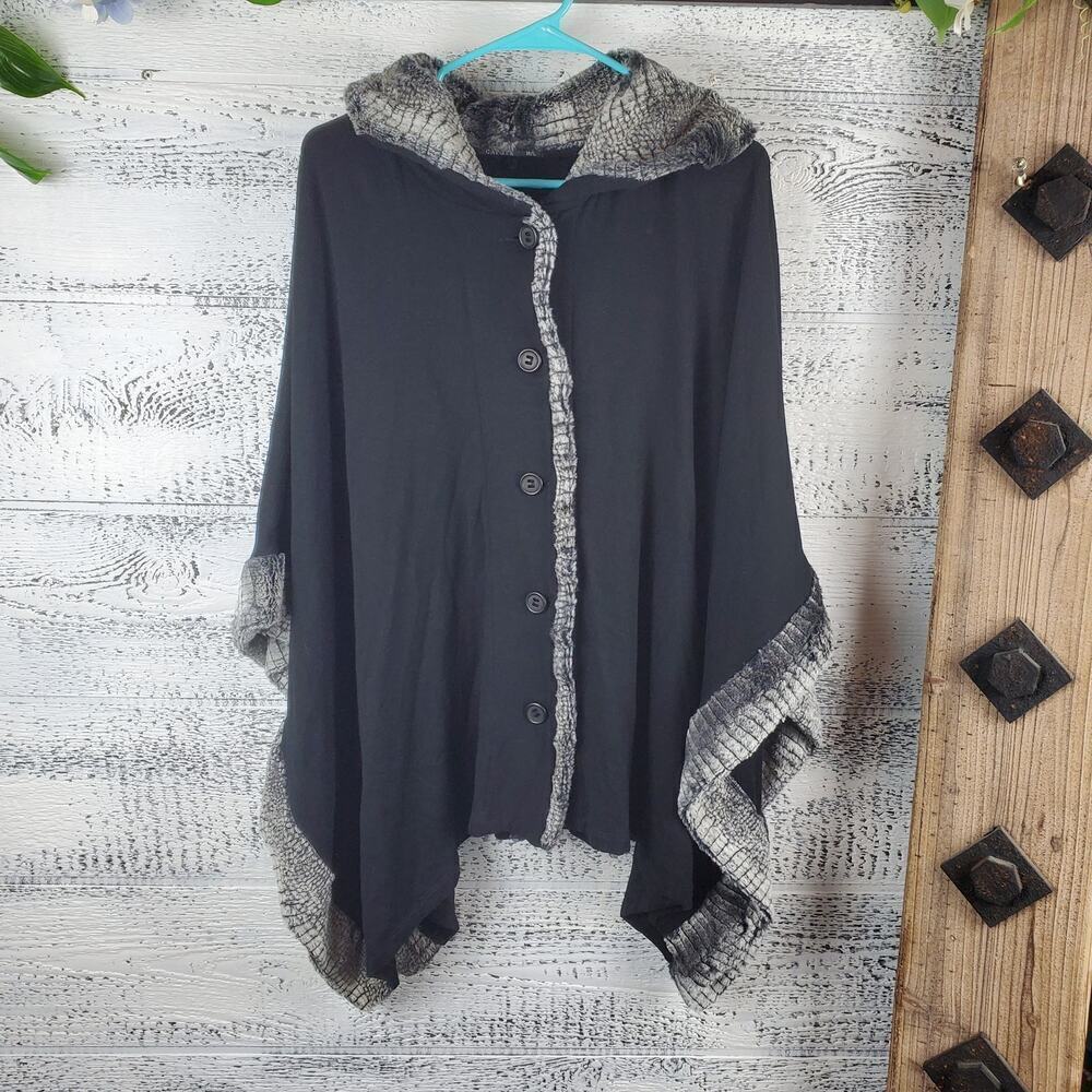 Capote Women Hooded Cape Faux Fur Trim Black Size M/L Casual Poncho - Picture 3 of 11